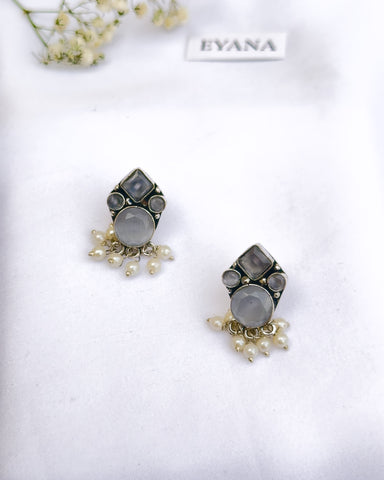 Siana Studs Gray