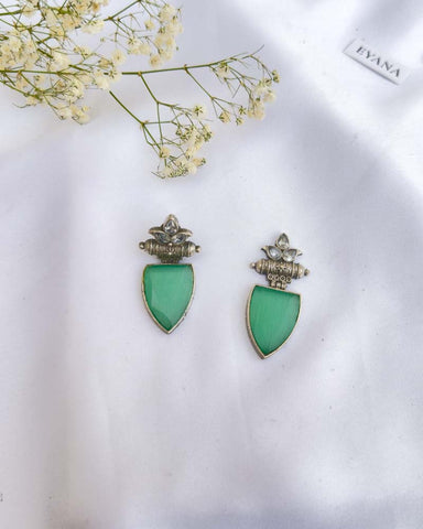 Iiana Earrings Sea Green & White