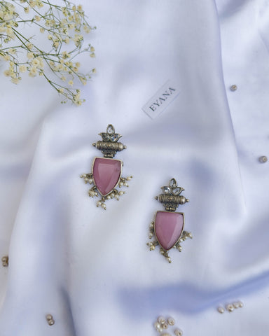 Iiana Earrings Lilac & White