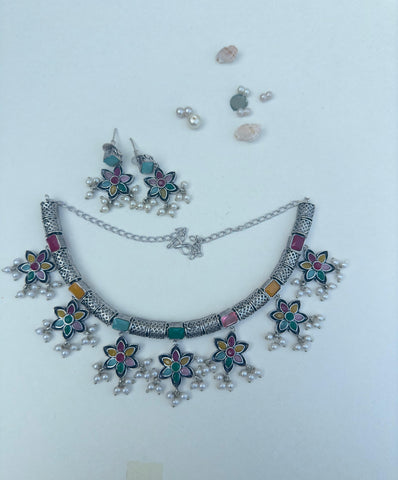 Maire Choker Set