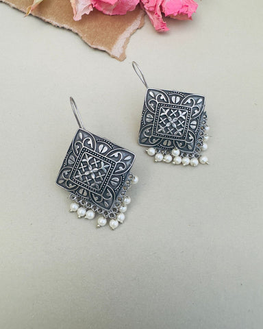 Givana Earrings